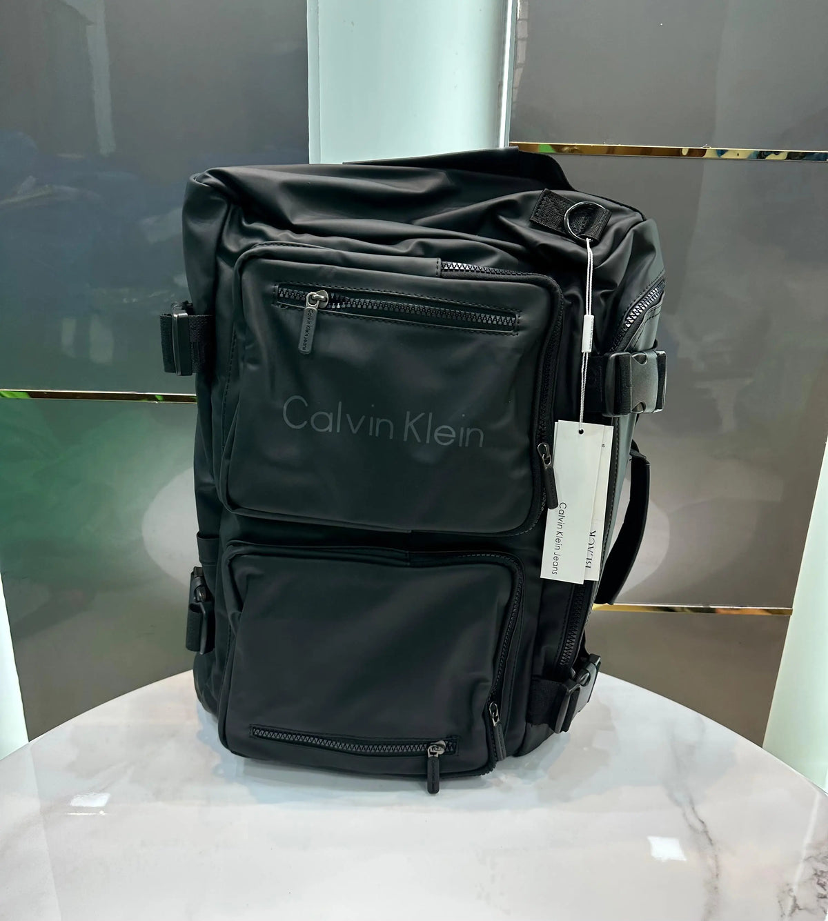 Calvin Klei n 2 in 1 Black Luxury Imported Duffel Bag/Bagpack