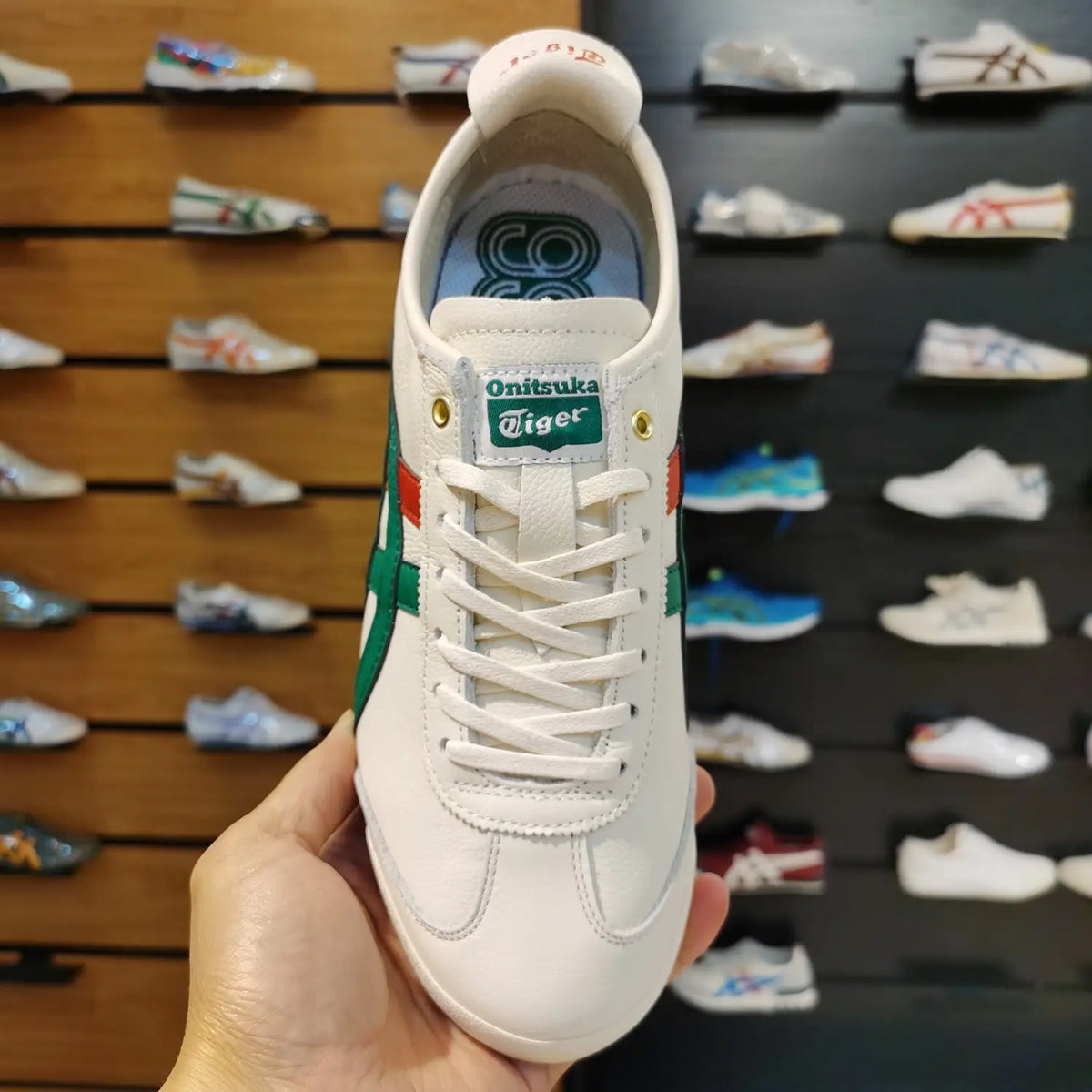Onitsuk_a Tiger Mexico 66 Birch Green Mens Vintage Sneakers D-1843