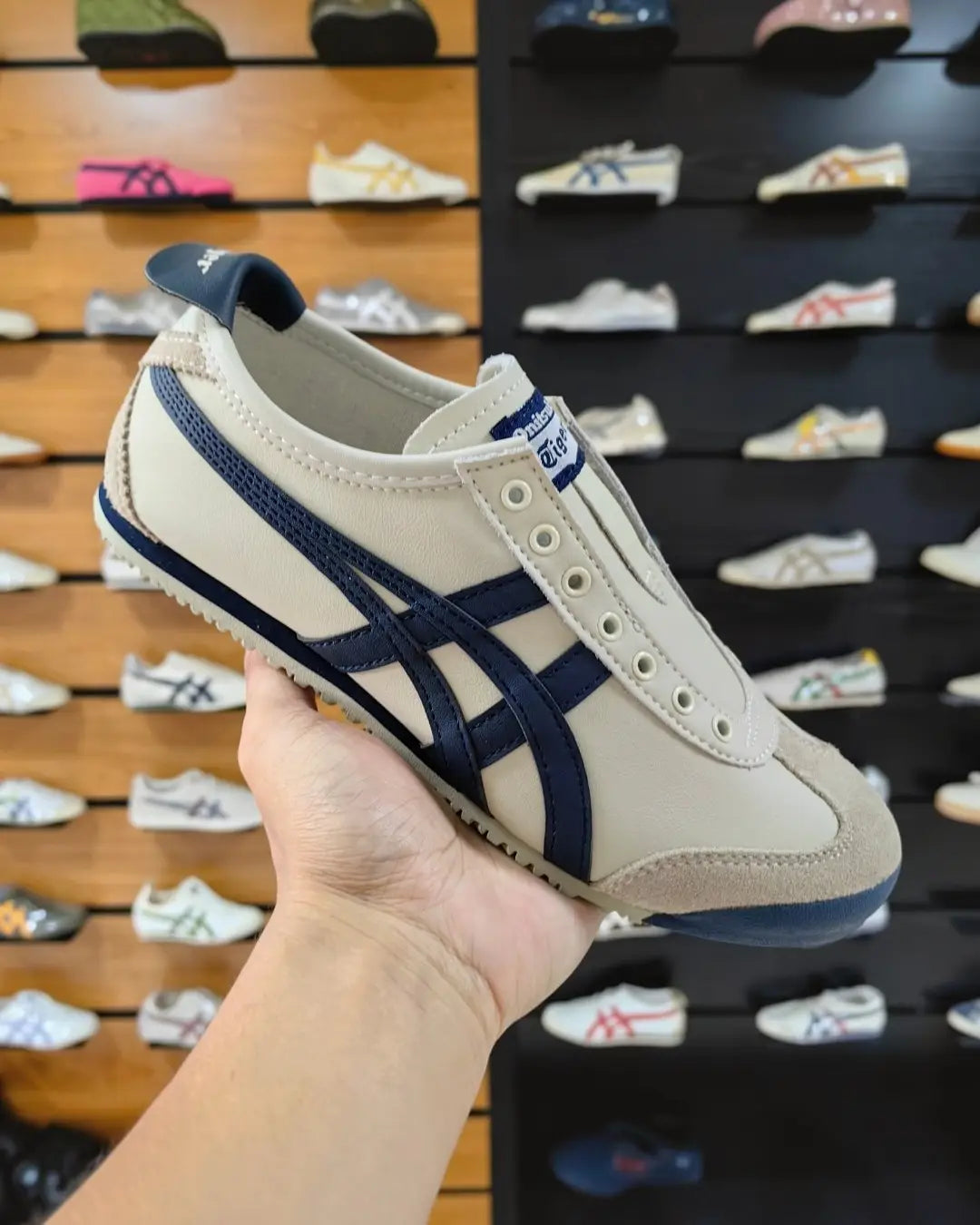 Onitsuka Tiger Mexico 66 Slip On Leather Beige Dark Blue For Mens D-1927