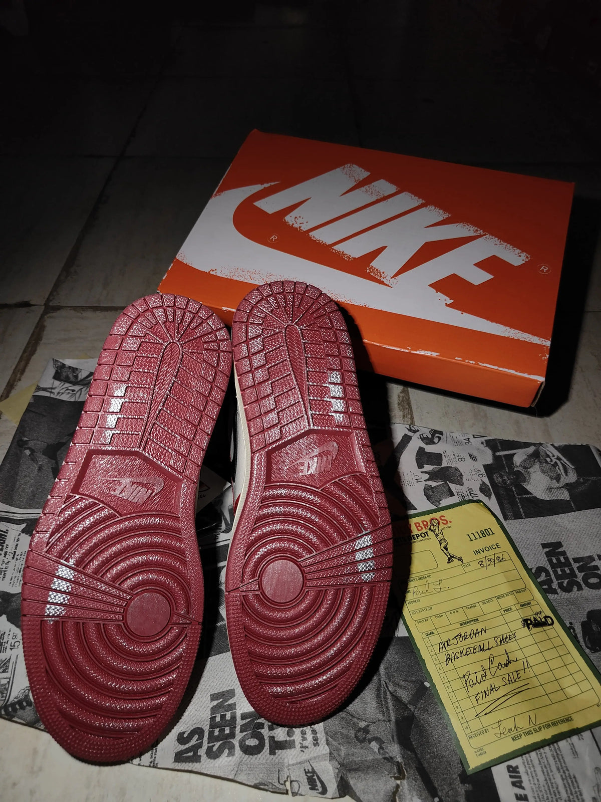 NIKE AIR JORDAN RETRO 1 LOST & FOUND WITH ALL ACCESSORIES 😍