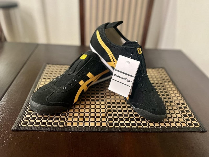 Onitsuka Tiger Slip On Black Yellow
