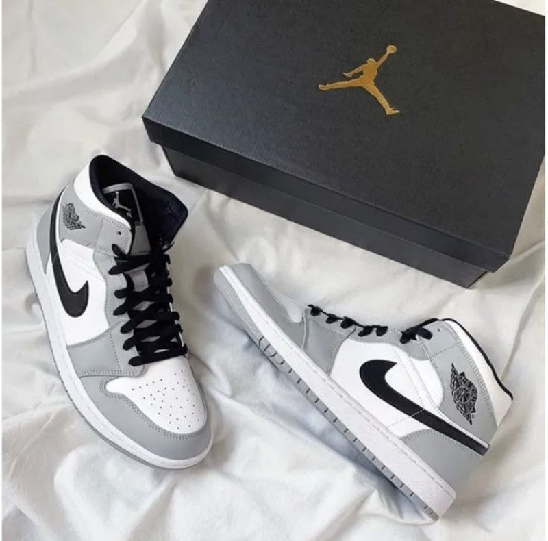 JORDAN 1 SMOKE GREY