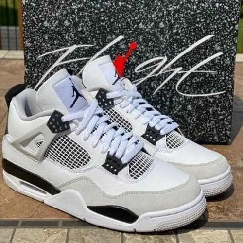 Jordan Retro 4 Military Black Surplus Semi UA