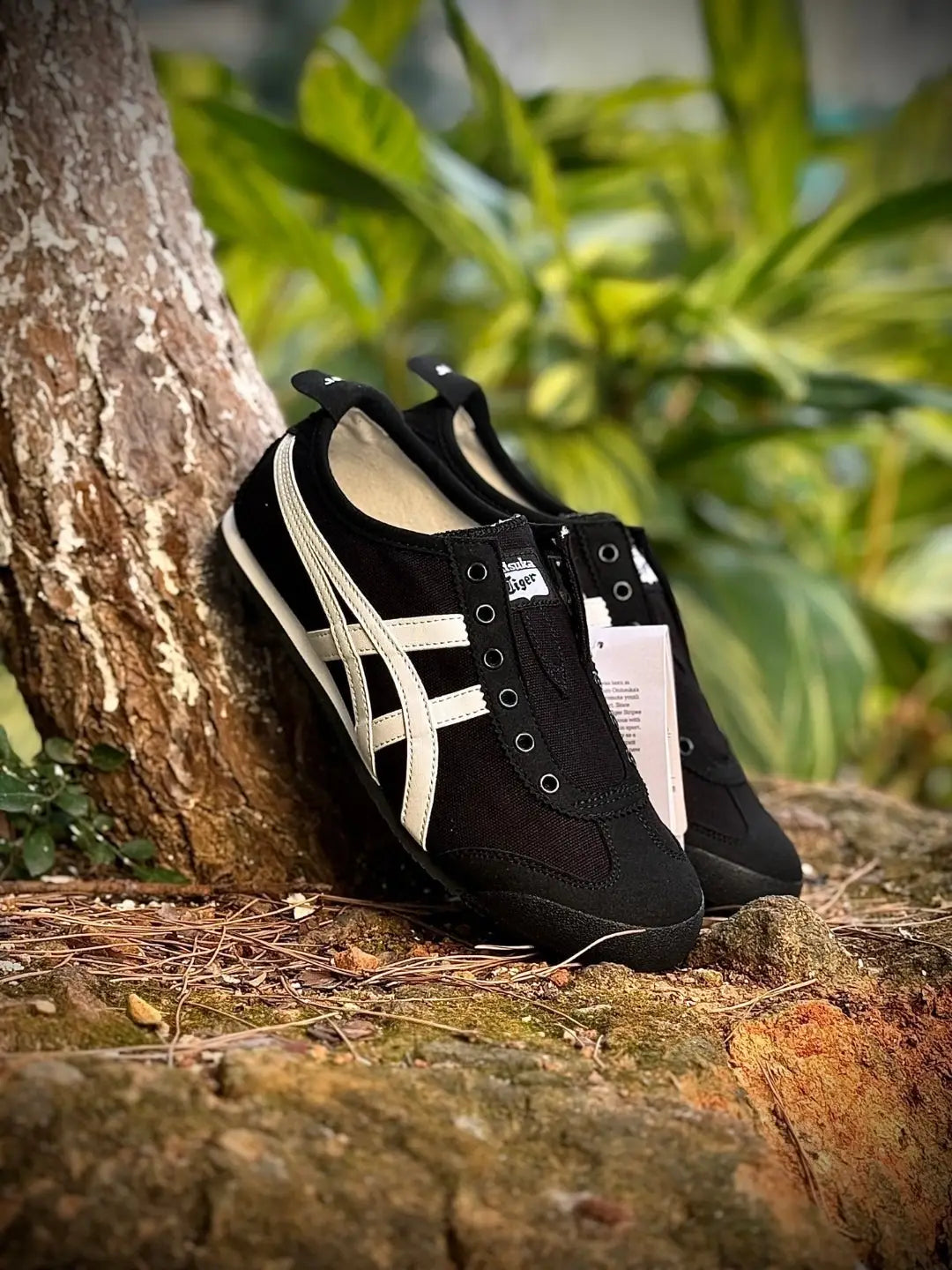 Onitsuka Tiger Mexico 66 Slip On Black White Sneakers For Mens D-2109