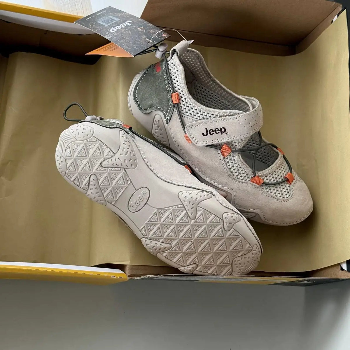 Jeep Outdoor Shoes Low Top Grey  Safety Orange  7A Premium Edition D-2114