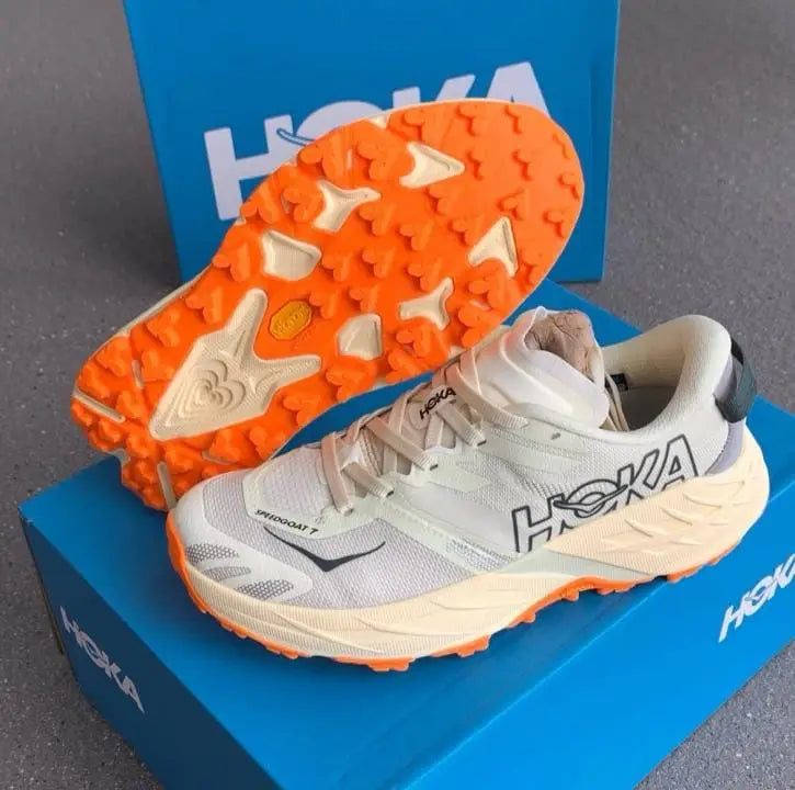 Hoka Speedgoat 7 Vintage Yellow