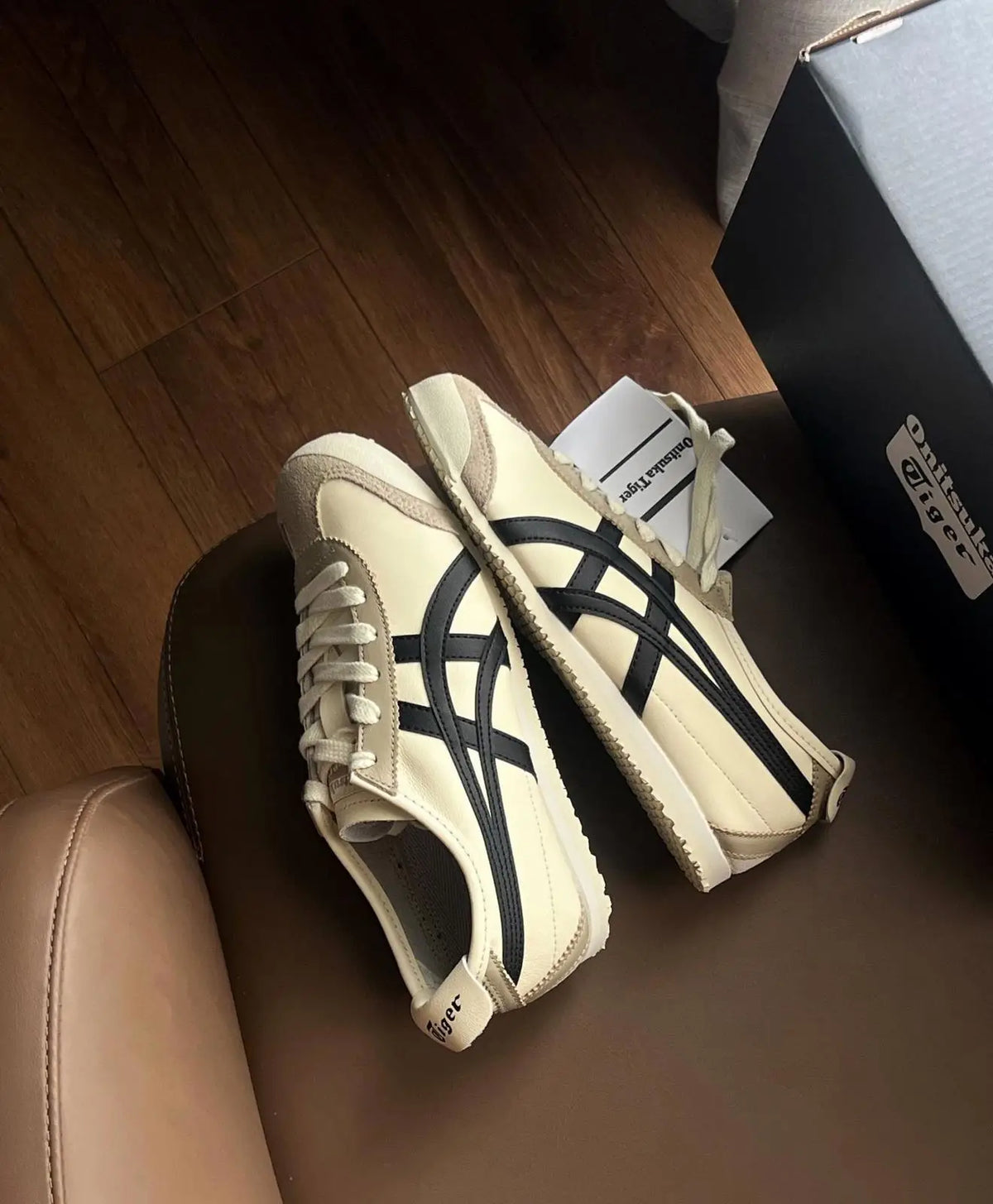 Onitsuka Tiger Mexico 66 Ivory  Birch Black  7A Premium Mens Sneakers D-2122