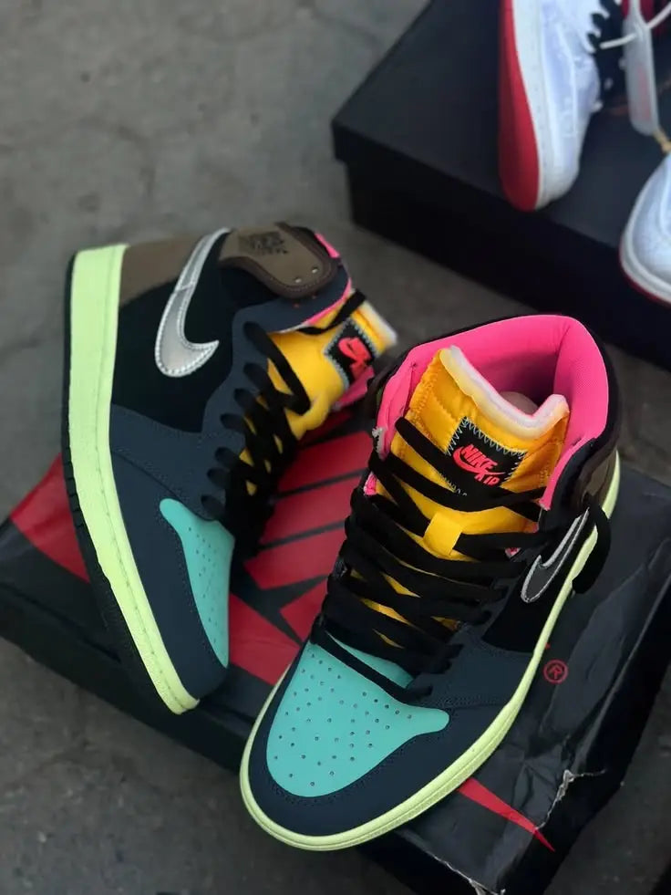 Nik e Jordan Retro 1 High Bio Hack Semi UA