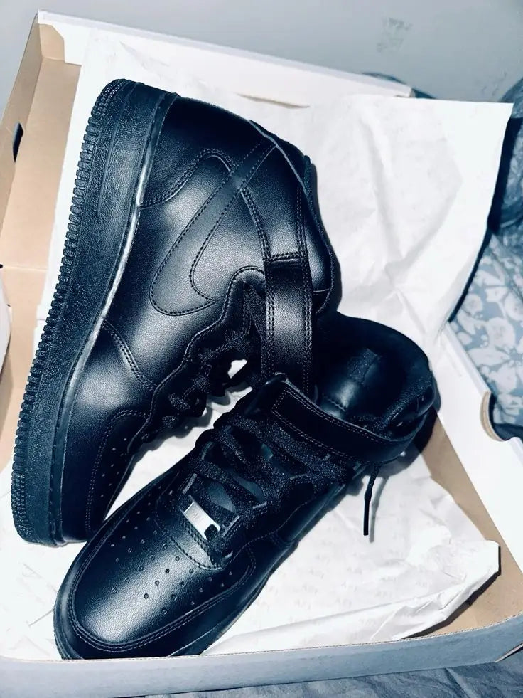Nik e Air Force 1 Mid High Black Leather Quality Women