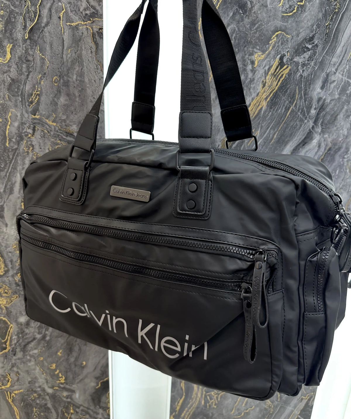 Calvin Klei n Luxury Imported Duffel Bag ck120
