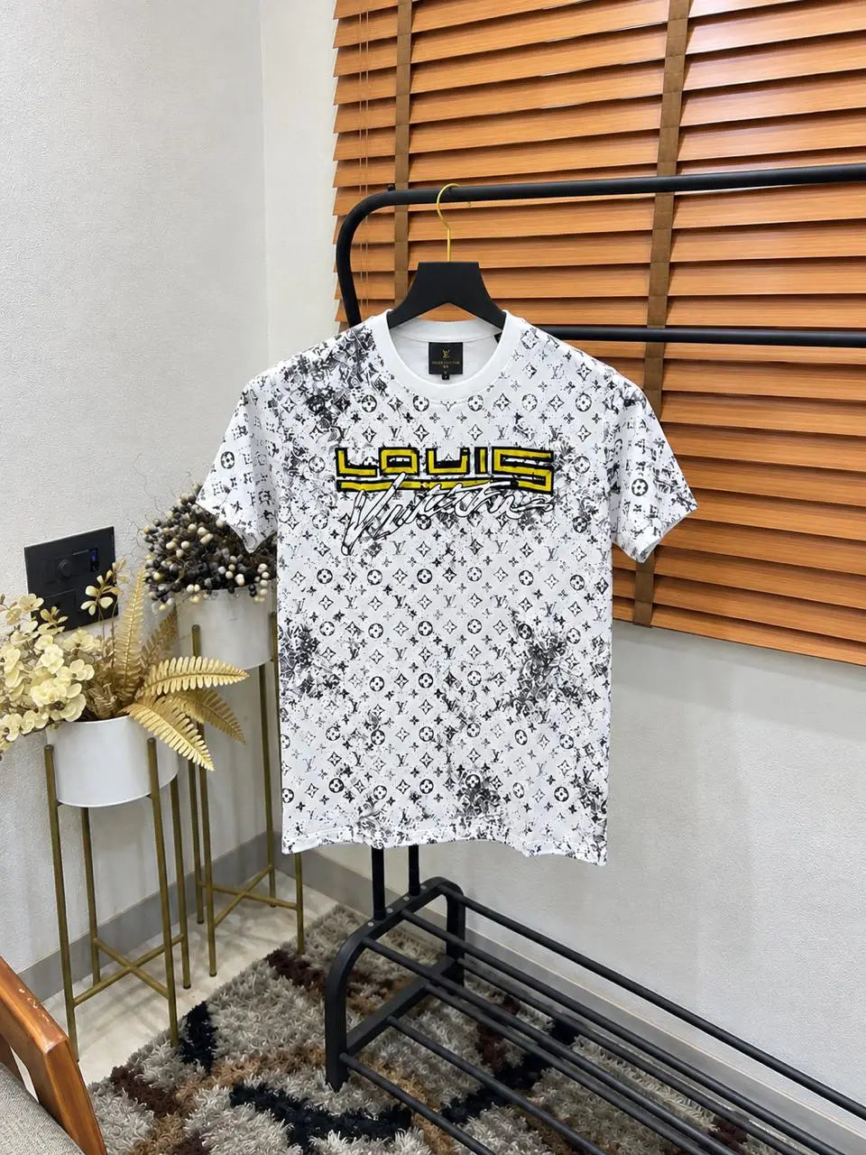 Loui_s Vuitton All Over Monogr_Am Printed Premium T-shirt