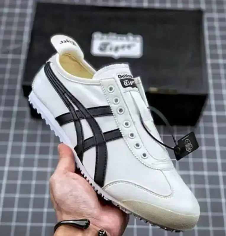 Onitsuk_a Tiger Mexico 66 Slip On White Black 