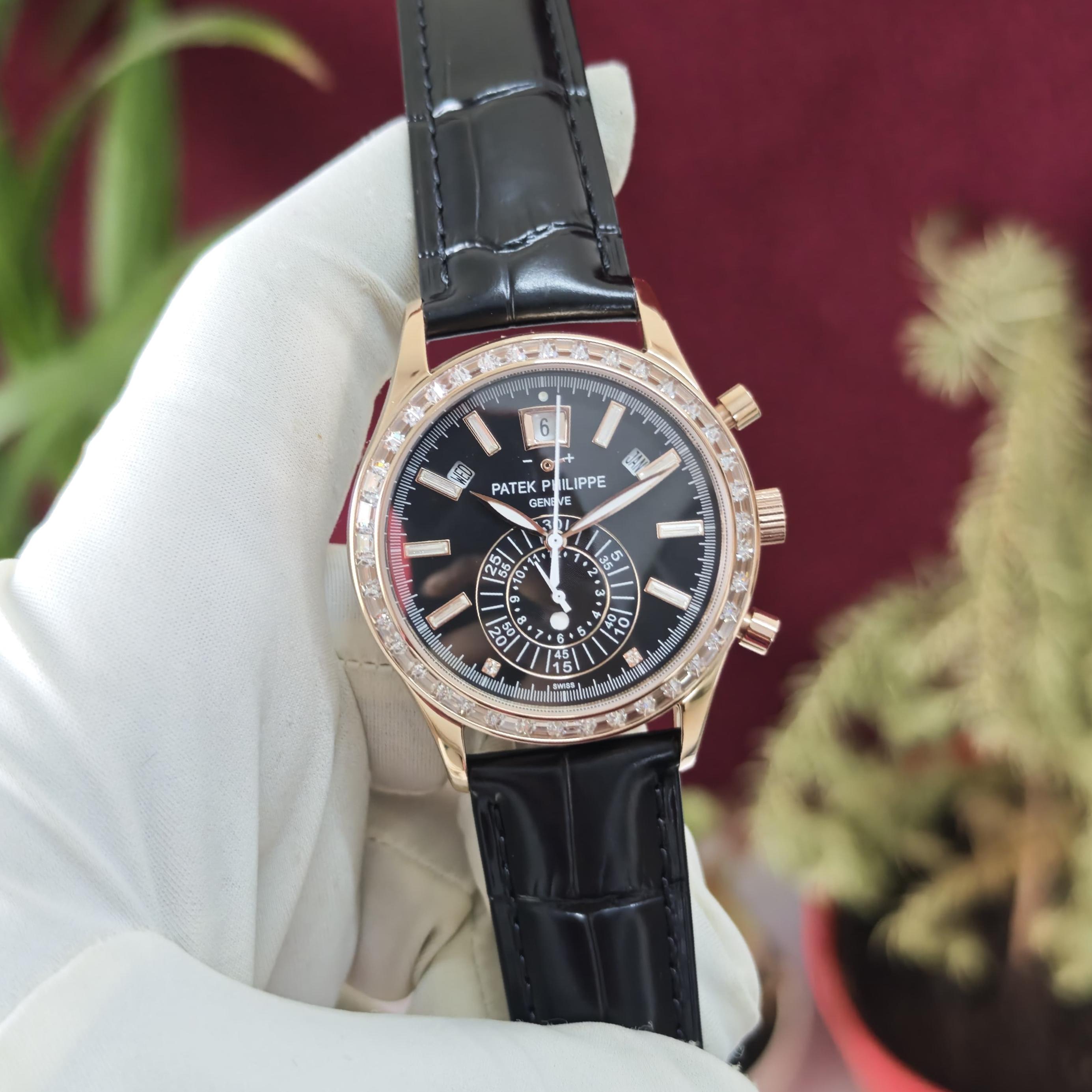 Patek_Philipp_e-Annual Calendar Ref 5961R-010 in Rose Gold with Diamond Bezel & Black Dial🥵