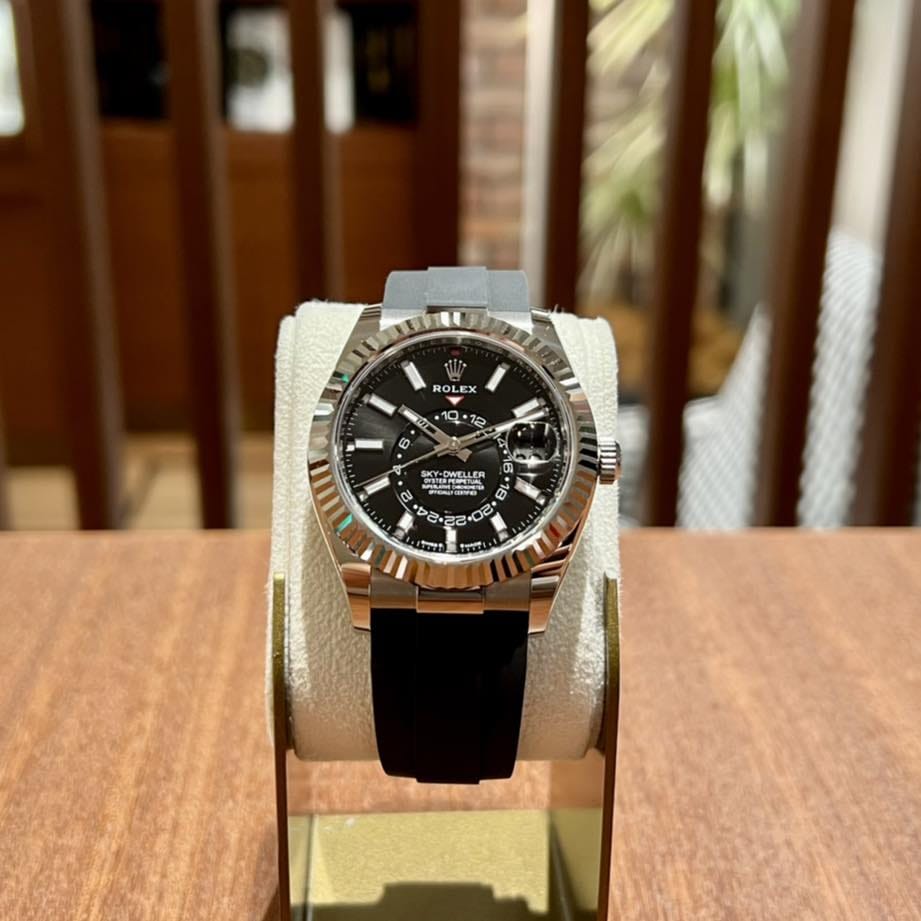 ROLE X OYSTER PERPETUAL SKYDWELLER