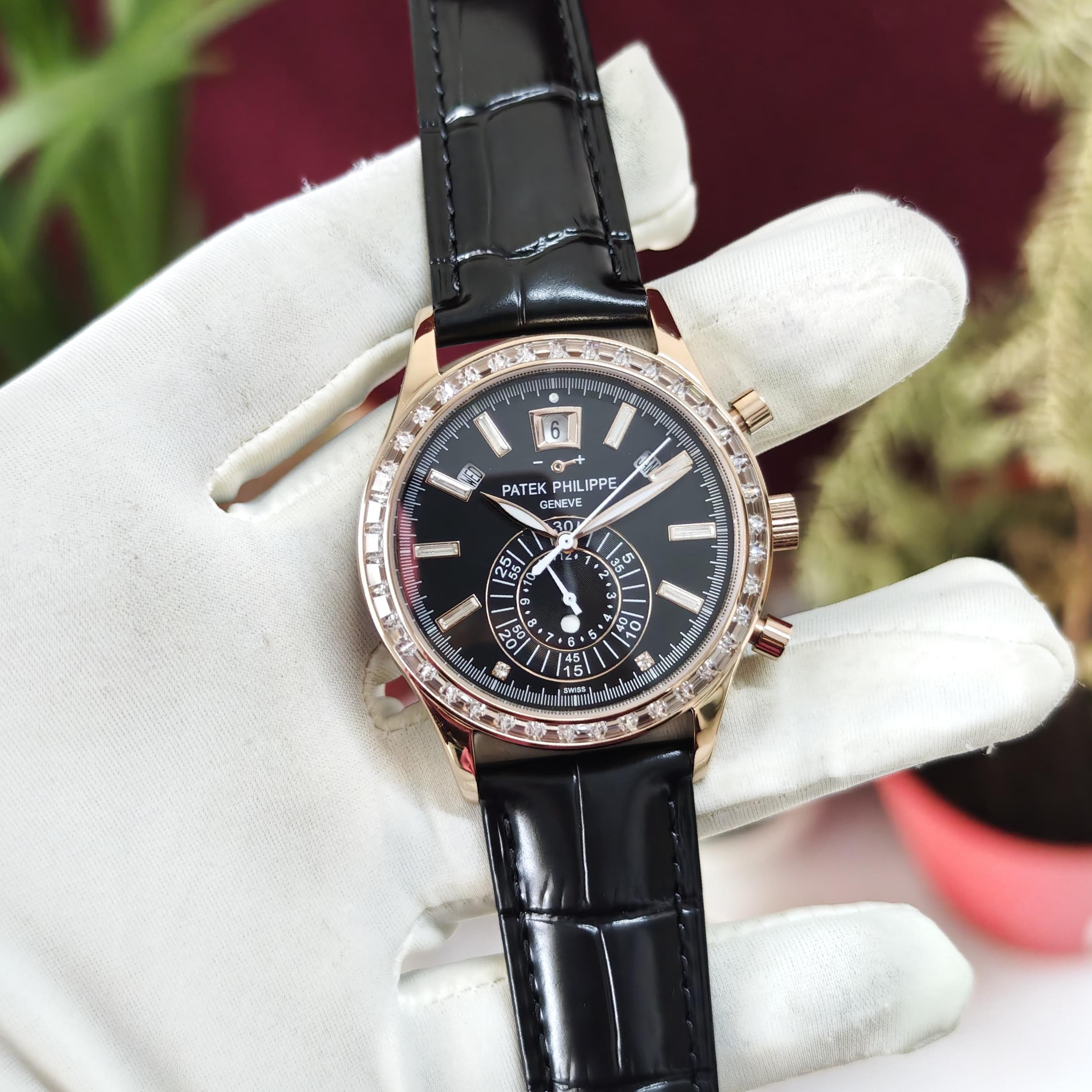 Patek_Philipp_e-Annual Calendar Ref 5961R-010 in Rose Gold with Diamond Bezel & Black Dial🥵