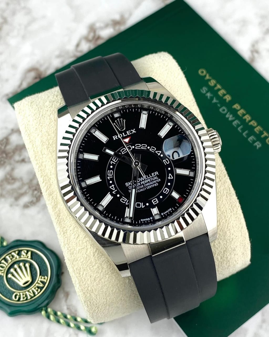 ROLE X OYSTER PERPETUAL SKYDWELLER