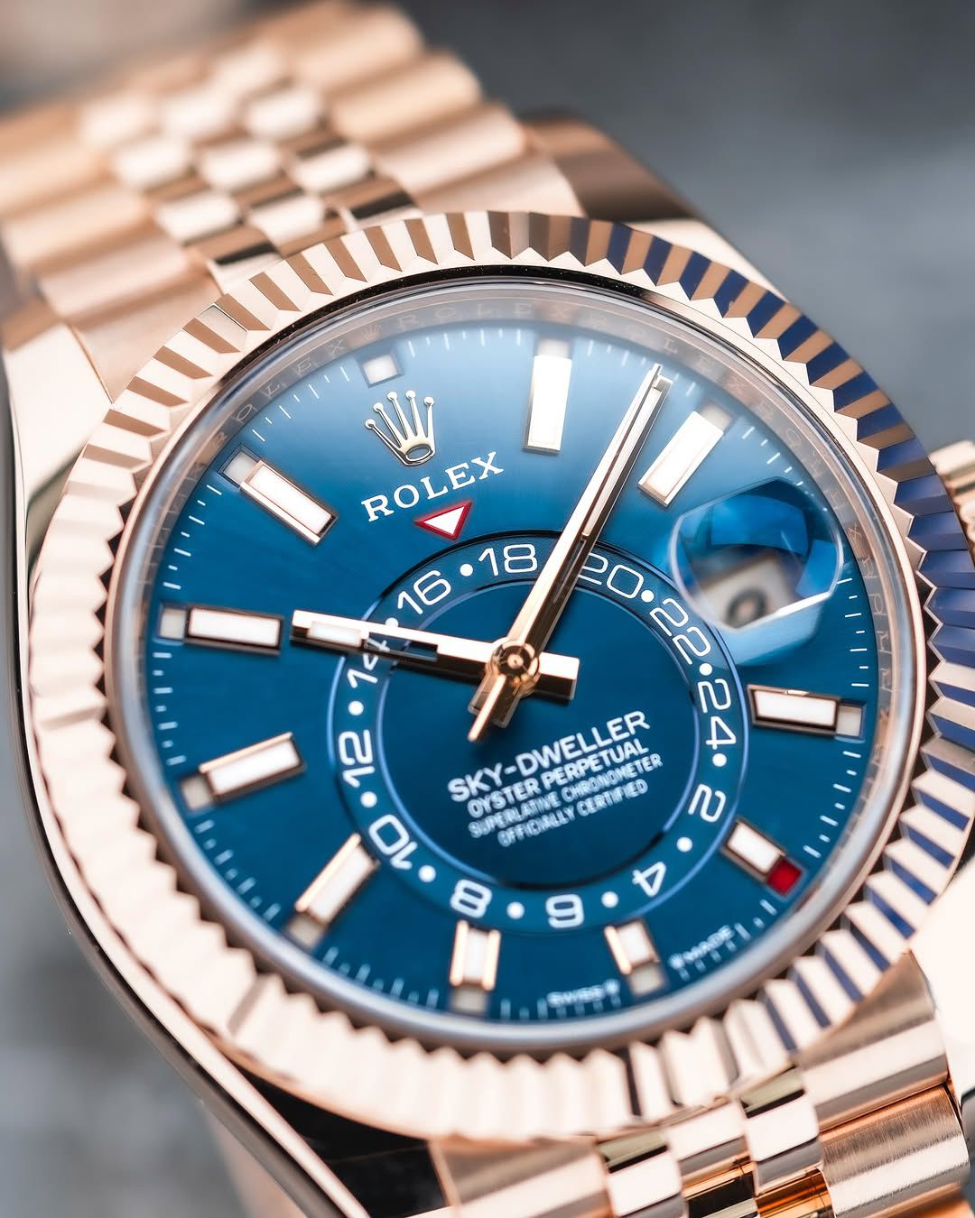 Role_x Sky-Dweller Premium Automatic Collection